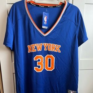 Womens knicks jersey !